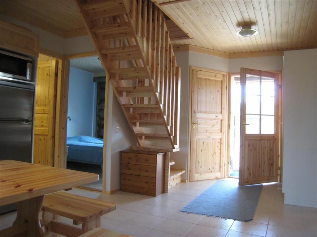 Lost Inn Cabins Äkäslompolo Rom bilde