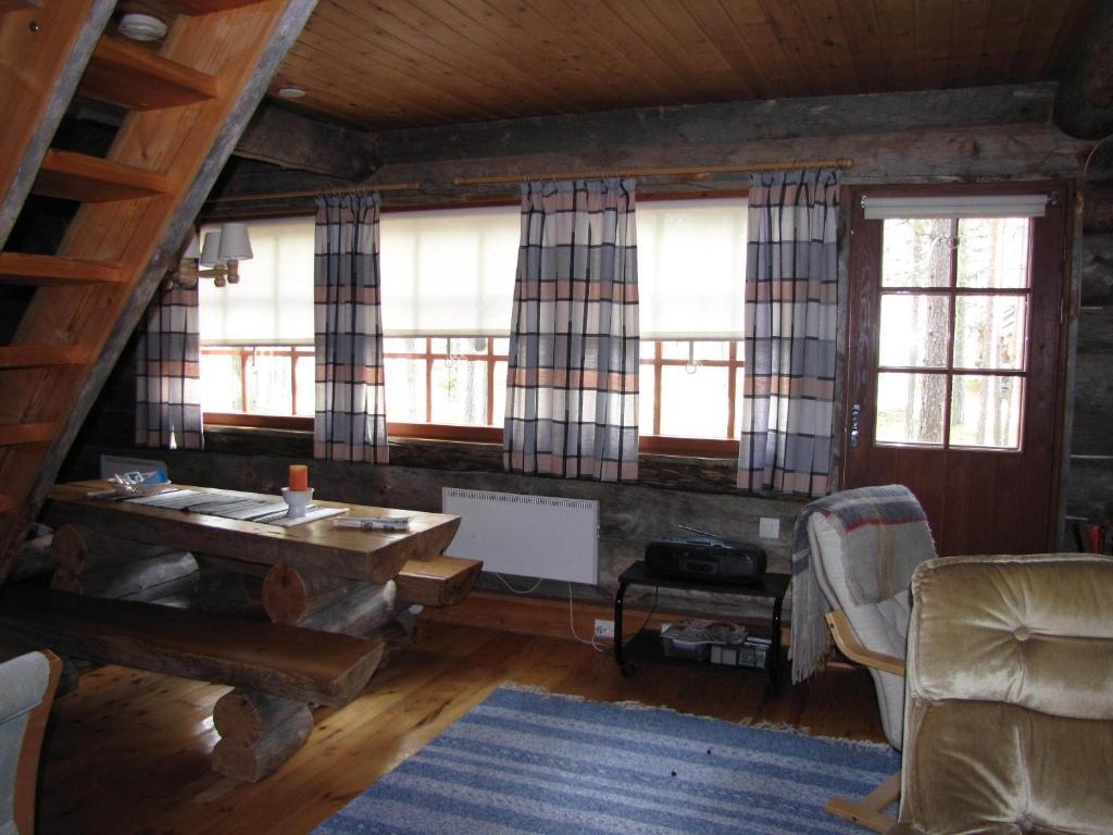 Lost Inn Cabins Äkäslompolo Rom bilde